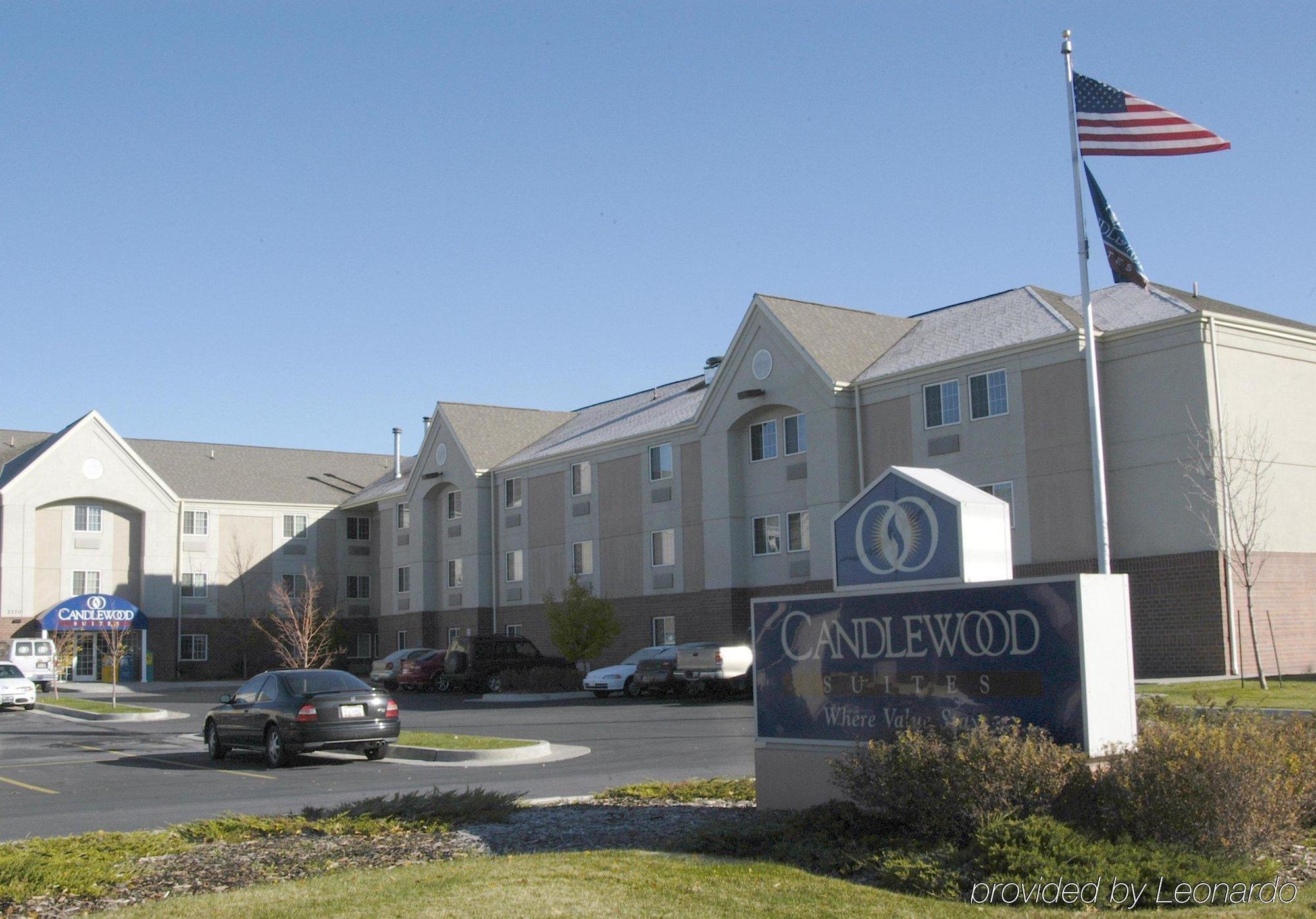 Sonesta Simply Suites Salt Lake City Airport Exterior photo